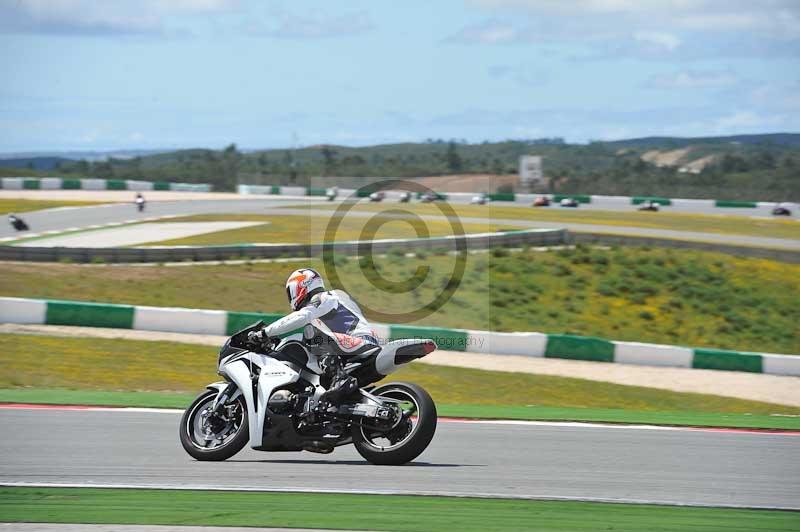 march 2010;motorbikes;no limits;peter wileman photography;portimao;portugal;trackday;trackday digital images