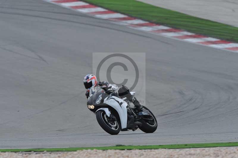 march 2010;motorbikes;no limits;peter wileman photography;portimao;portugal;trackday;trackday digital images