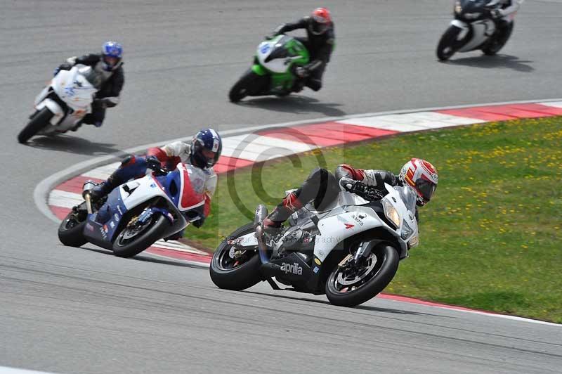 march 2010;motorbikes;no limits;peter wileman photography;portimao;portugal;trackday;trackday digital images