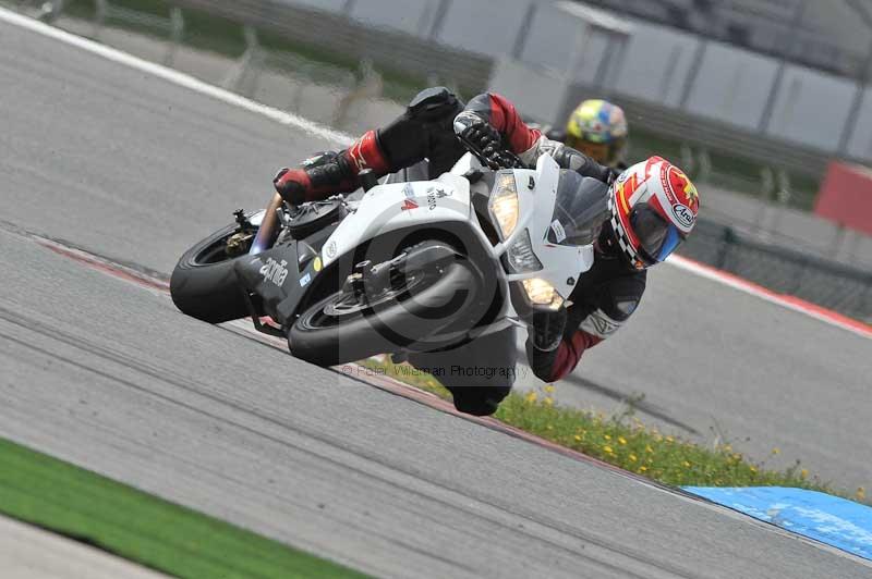 march 2010;motorbikes;no limits;peter wileman photography;portimao;portugal;trackday;trackday digital images