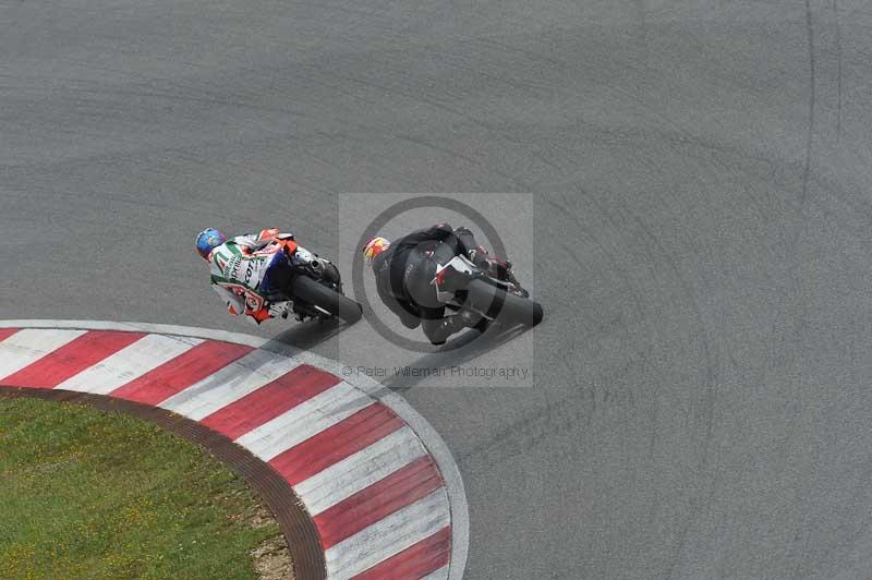 march 2010;motorbikes;no limits;peter wileman photography;portimao;portugal;trackday;trackday digital images