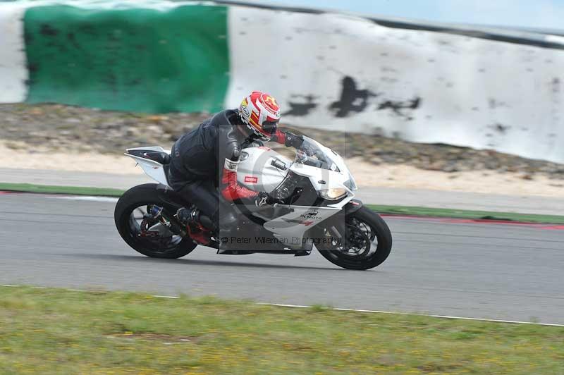 march 2010;motorbikes;no limits;peter wileman photography;portimao;portugal;trackday;trackday digital images