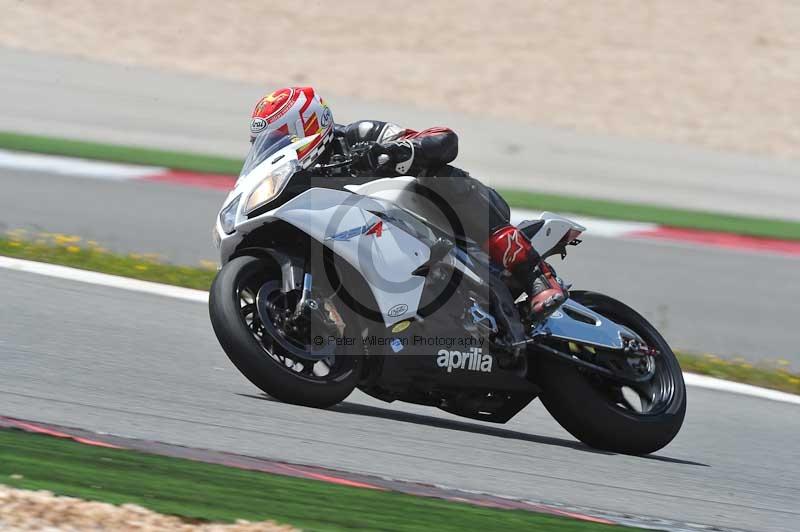 march 2010;motorbikes;no limits;peter wileman photography;portimao;portugal;trackday;trackday digital images