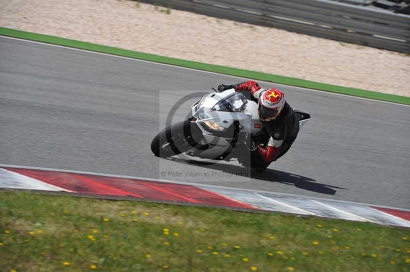 march 2010;motorbikes;no limits;peter wileman photography;portimao;portugal;trackday;trackday digital images