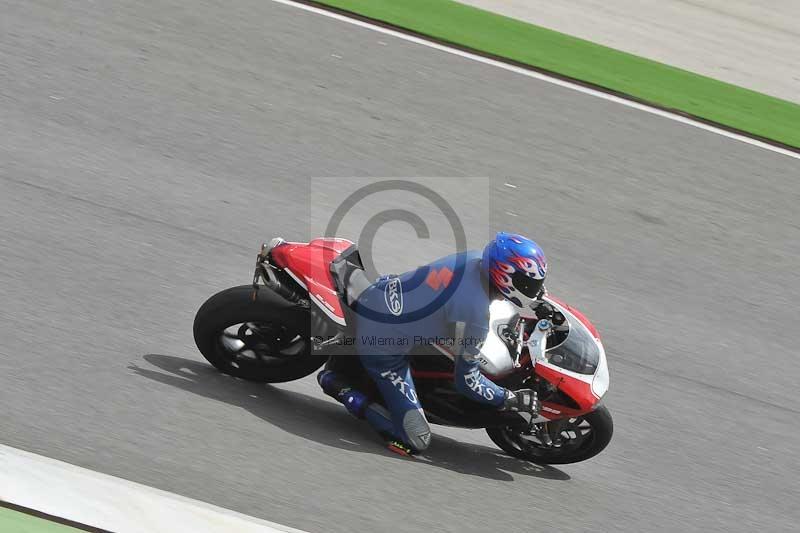 march 2010;motorbikes;no limits;peter wileman photography;portimao;portugal;trackday;trackday digital images