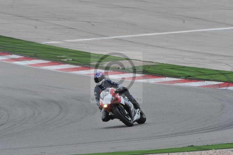 march 2010;motorbikes;no limits;peter wileman photography;portimao;portugal;trackday;trackday digital images