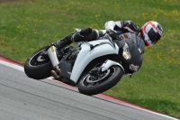 march-2010;motorbikes;no-limits;peter-wileman-photography;portimao;portugal;trackday;trackday-digital-images