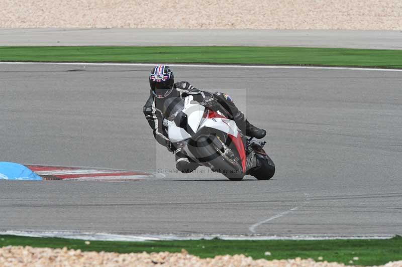 march 2010;motorbikes;no limits;peter wileman photography;portimao;portugal;trackday;trackday digital images