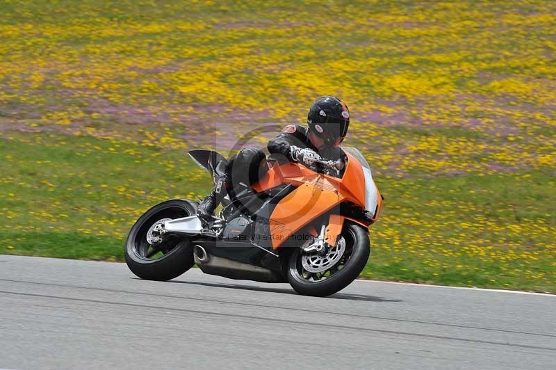 march 2010;motorbikes;no limits;peter wileman photography;portimao;portugal;trackday;trackday digital images