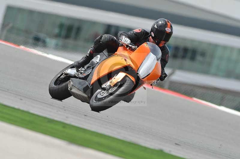 march 2010;motorbikes;no limits;peter wileman photography;portimao;portugal;trackday;trackday digital images