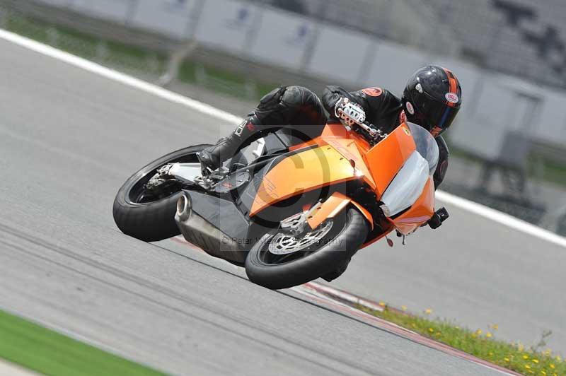 march 2010;motorbikes;no limits;peter wileman photography;portimao;portugal;trackday;trackday digital images