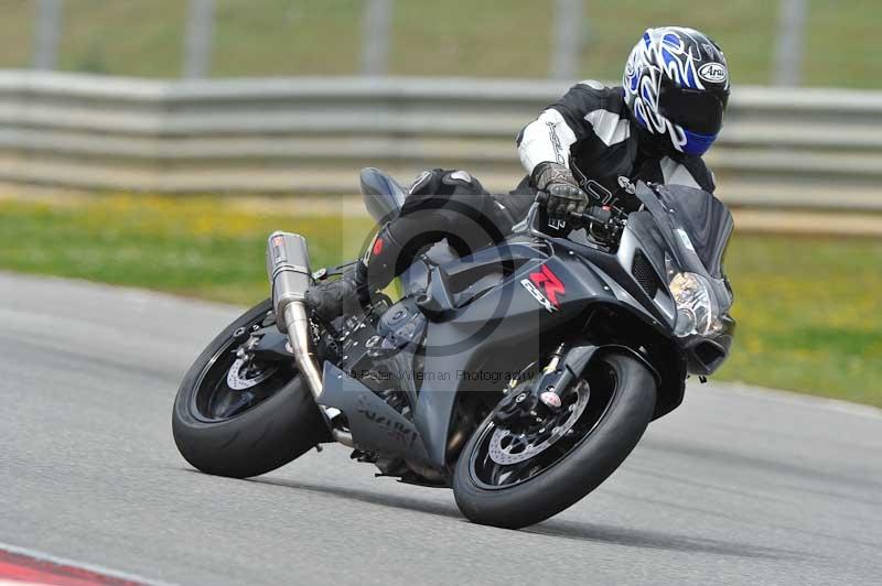 march 2010;motorbikes;no limits;peter wileman photography;portimao;portugal;trackday;trackday digital images