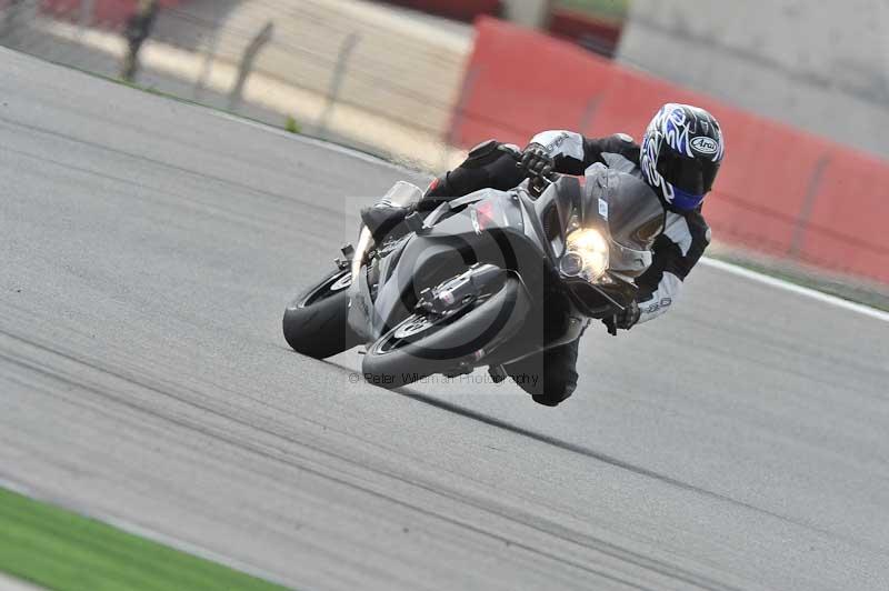 march 2010;motorbikes;no limits;peter wileman photography;portimao;portugal;trackday;trackday digital images