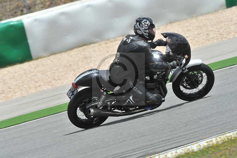 march 2010;motorbikes;no limits;peter wileman photography;portimao;portugal;trackday;trackday digital images