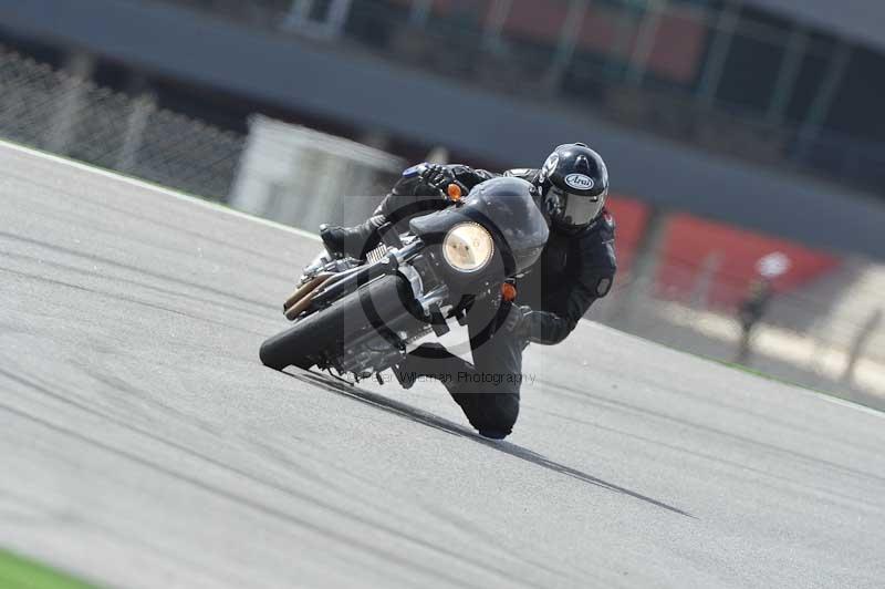 march 2010;motorbikes;no limits;peter wileman photography;portimao;portugal;trackday;trackday digital images