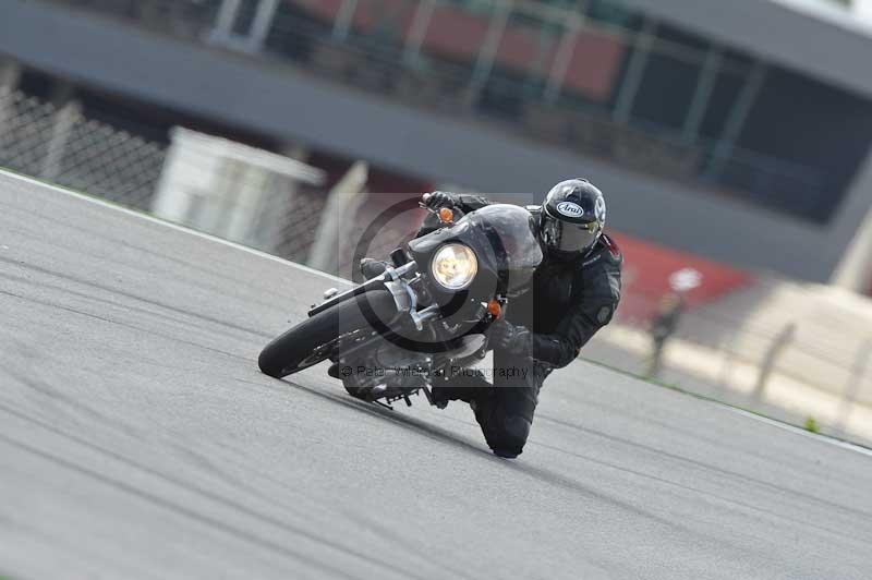 march 2010;motorbikes;no limits;peter wileman photography;portimao;portugal;trackday;trackday digital images