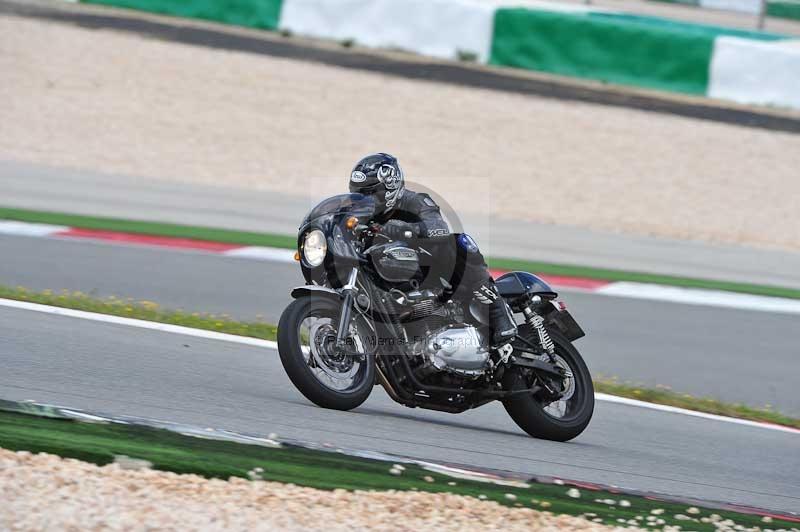 march 2010;motorbikes;no limits;peter wileman photography;portimao;portugal;trackday;trackday digital images