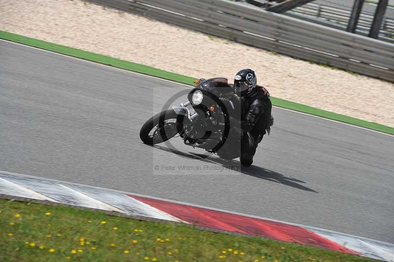 march 2010;motorbikes;no limits;peter wileman photography;portimao;portugal;trackday;trackday digital images