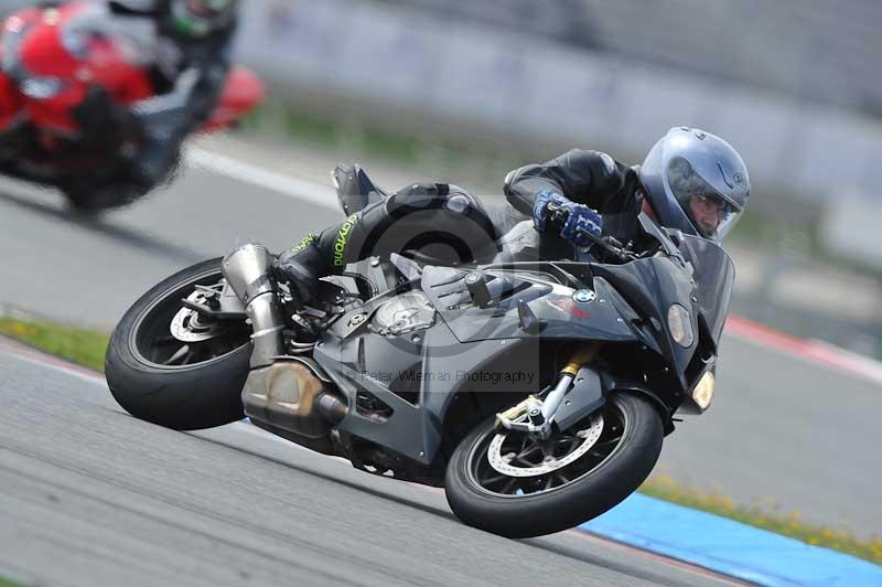 march 2010;motorbikes;no limits;peter wileman photography;portimao;portugal;trackday;trackday digital images