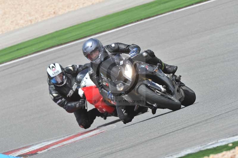 march 2010;motorbikes;no limits;peter wileman photography;portimao;portugal;trackday;trackday digital images