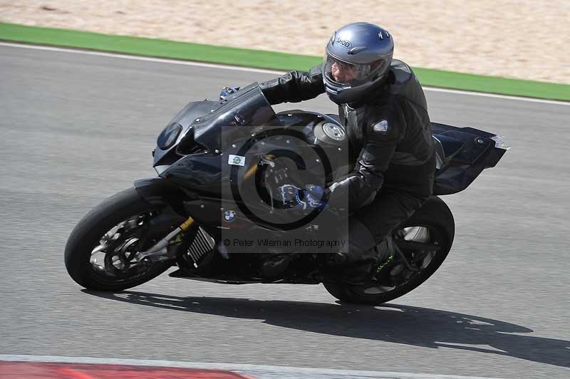 march 2010;motorbikes;no limits;peter wileman photography;portimao;portugal;trackday;trackday digital images