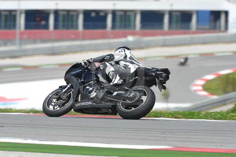 march 2010;motorbikes;no limits;peter wileman photography;portimao;portugal;trackday;trackday digital images