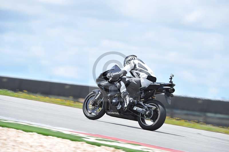 march 2010;motorbikes;no limits;peter wileman photography;portimao;portugal;trackday;trackday digital images