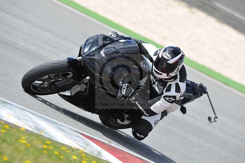 march 2010;motorbikes;no limits;peter wileman photography;portimao;portugal;trackday;trackday digital images