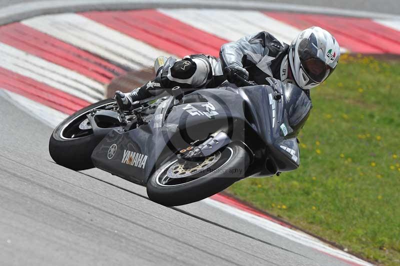 march 2010;motorbikes;no limits;peter wileman photography;portimao;portugal;trackday;trackday digital images