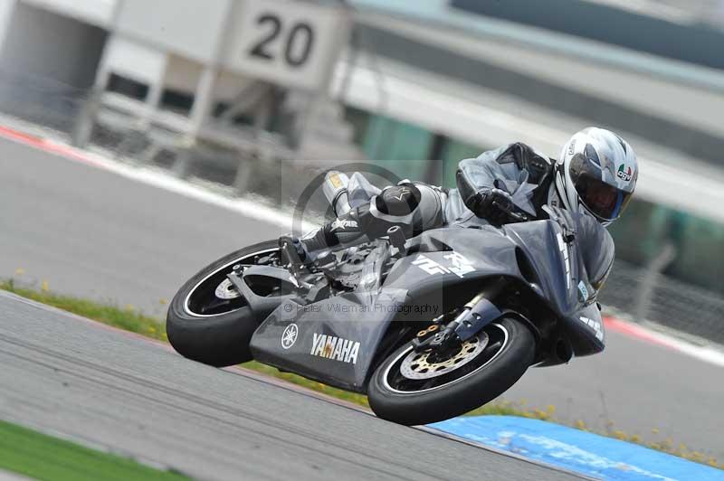 march 2010;motorbikes;no limits;peter wileman photography;portimao;portugal;trackday;trackday digital images