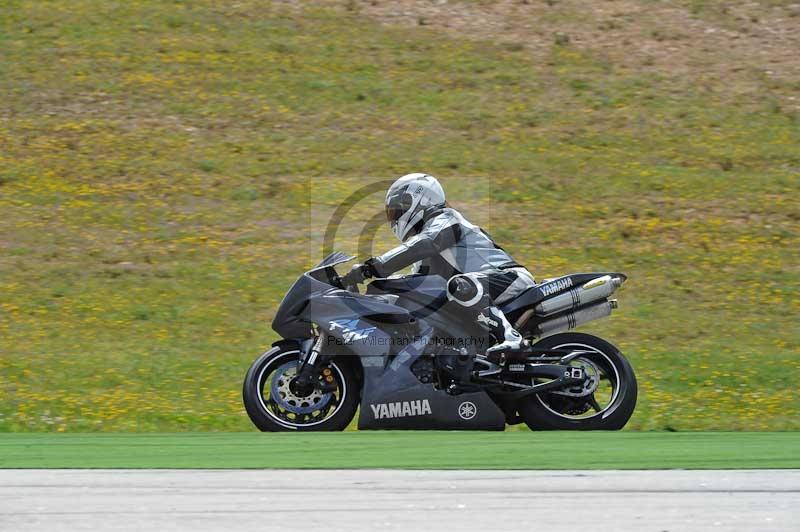 march 2010;motorbikes;no limits;peter wileman photography;portimao;portugal;trackday;trackday digital images