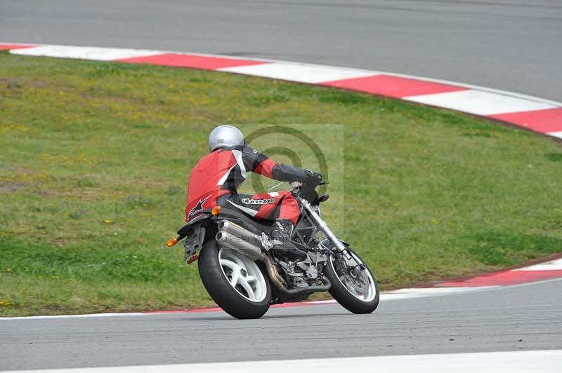 march 2010;motorbikes;no limits;peter wileman photography;portimao;portugal;trackday;trackday digital images