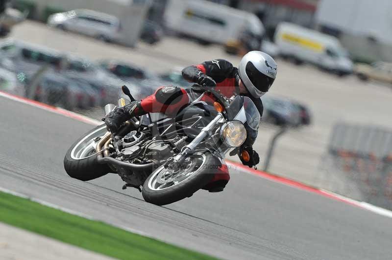 march 2010;motorbikes;no limits;peter wileman photography;portimao;portugal;trackday;trackday digital images