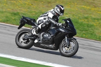 march-2010;motorbikes;no-limits;peter-wileman-photography;portimao;portugal;trackday;trackday-digital-images