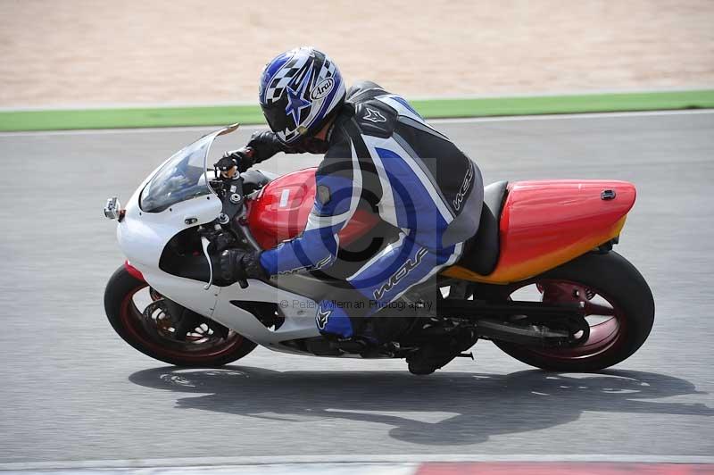 march 2010;motorbikes;no limits;peter wileman photography;portimao;portugal;trackday;trackday digital images