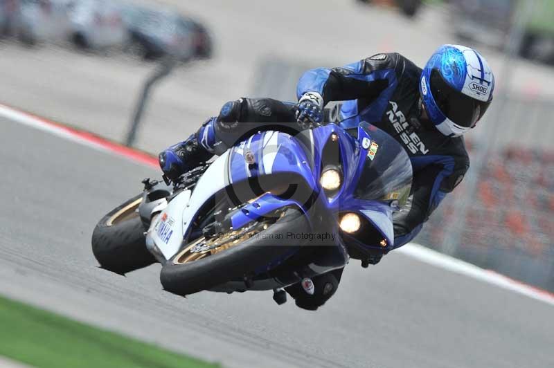 march 2010;motorbikes;no limits;peter wileman photography;portimao;portugal;trackday;trackday digital images