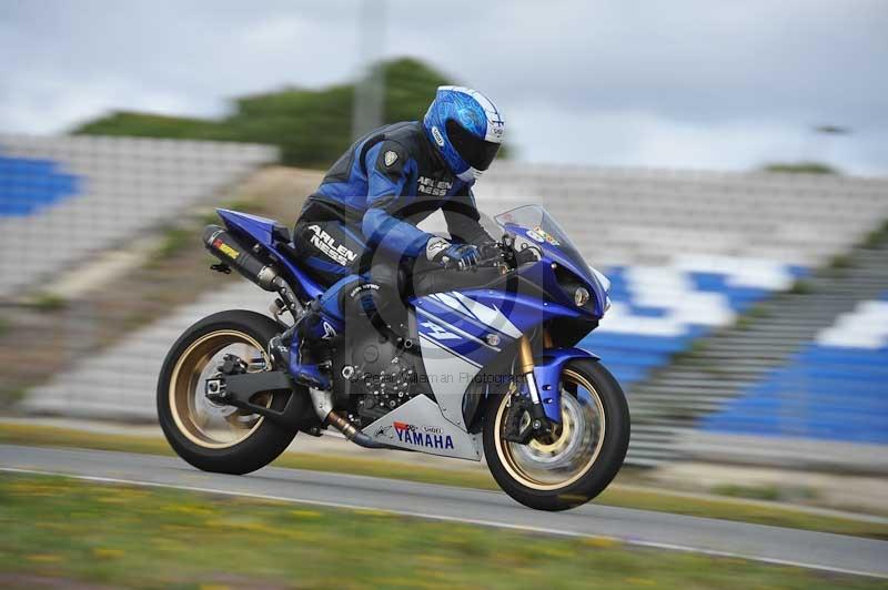 march 2010;motorbikes;no limits;peter wileman photography;portimao;portugal;trackday;trackday digital images