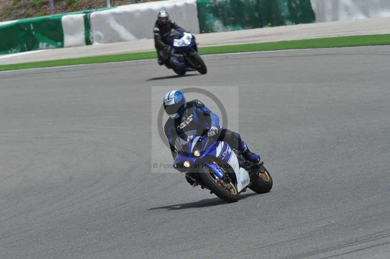 march 2010;motorbikes;no limits;peter wileman photography;portimao;portugal;trackday;trackday digital images