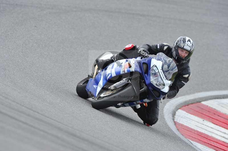 march 2010;motorbikes;no limits;peter wileman photography;portimao;portugal;trackday;trackday digital images