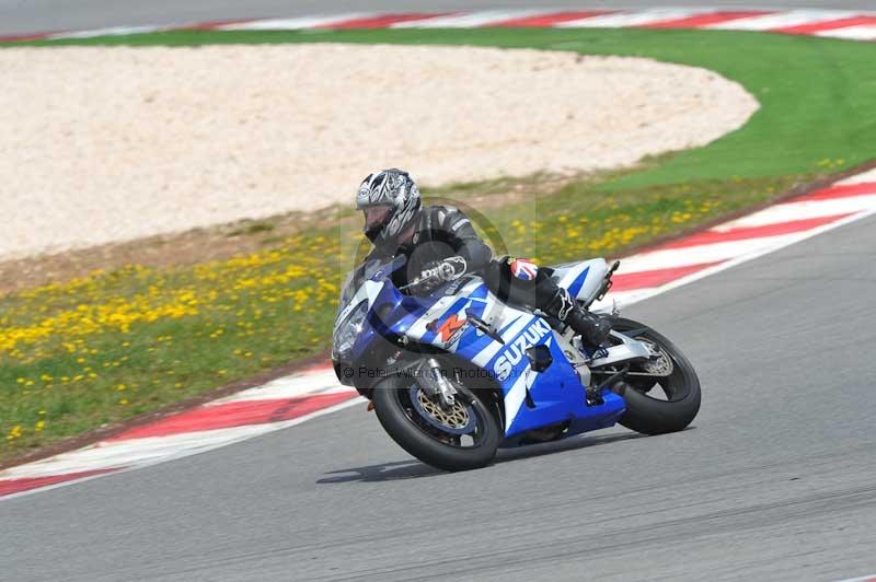 march 2010;motorbikes;no limits;peter wileman photography;portimao;portugal;trackday;trackday digital images