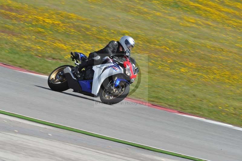 march 2010;motorbikes;no limits;peter wileman photography;portimao;portugal;trackday;trackday digital images