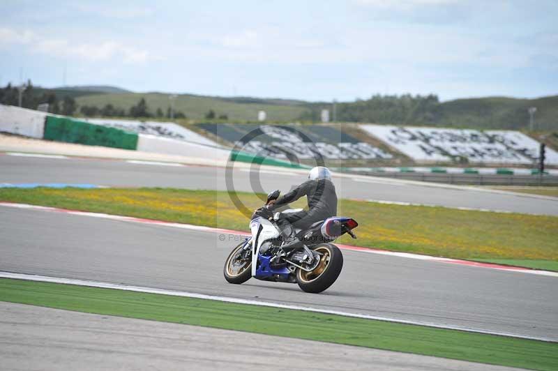 march 2010;motorbikes;no limits;peter wileman photography;portimao;portugal;trackday;trackday digital images