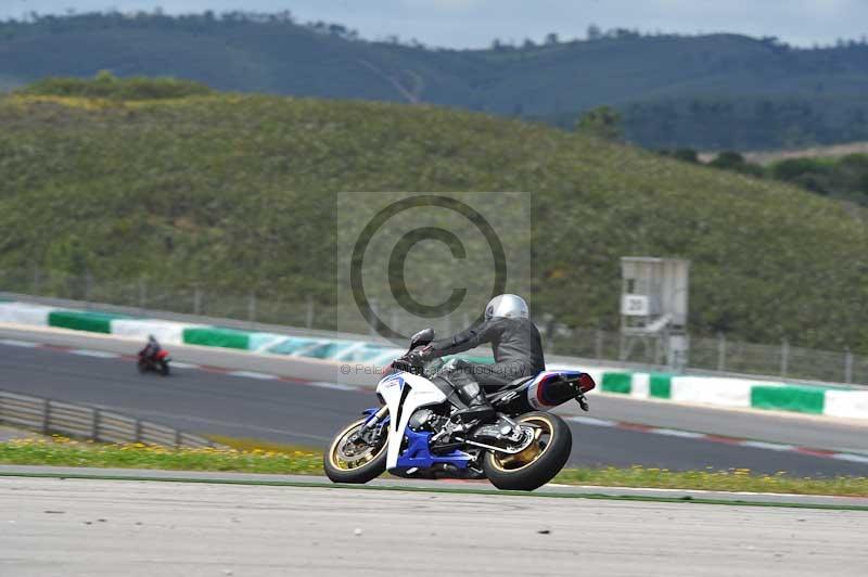 march 2010;motorbikes;no limits;peter wileman photography;portimao;portugal;trackday;trackday digital images