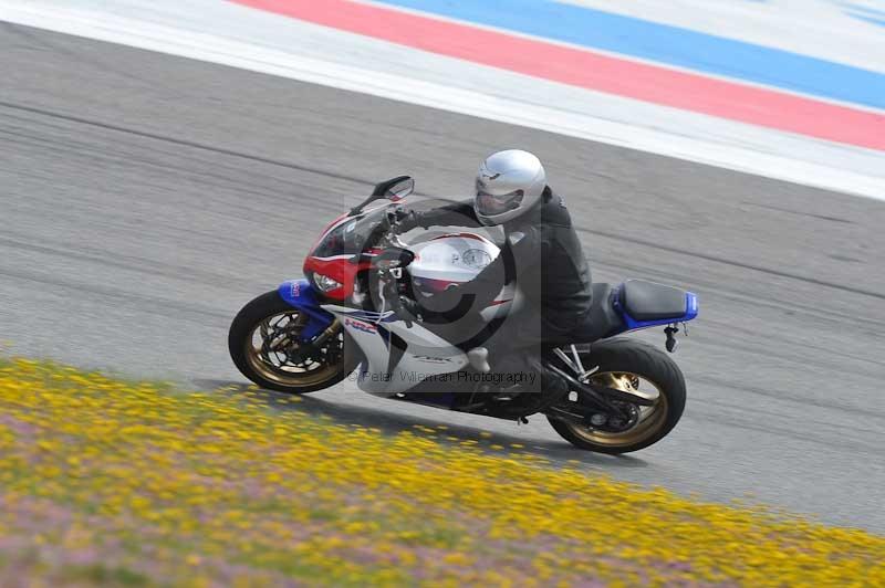 march 2010;motorbikes;no limits;peter wileman photography;portimao;portugal;trackday;trackday digital images