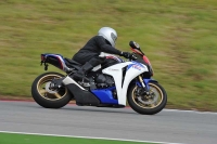 march-2010;motorbikes;no-limits;peter-wileman-photography;portimao;portugal;trackday;trackday-digital-images