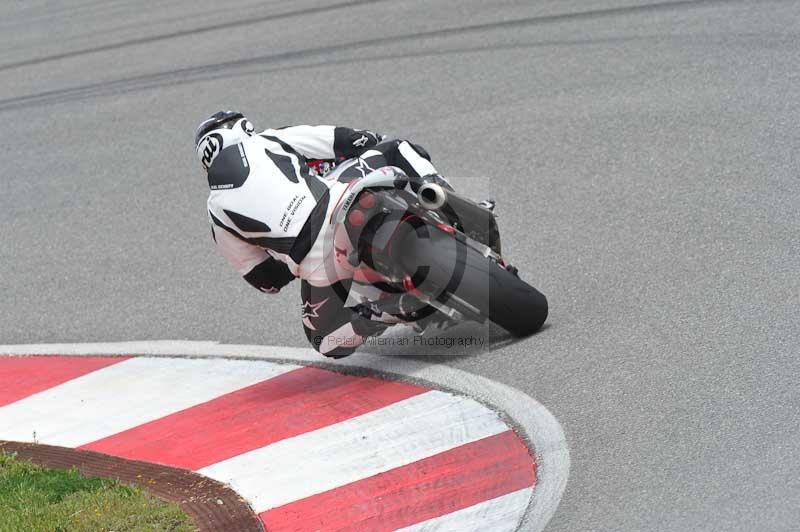 march 2010;motorbikes;no limits;peter wileman photography;portimao;portugal;trackday;trackday digital images