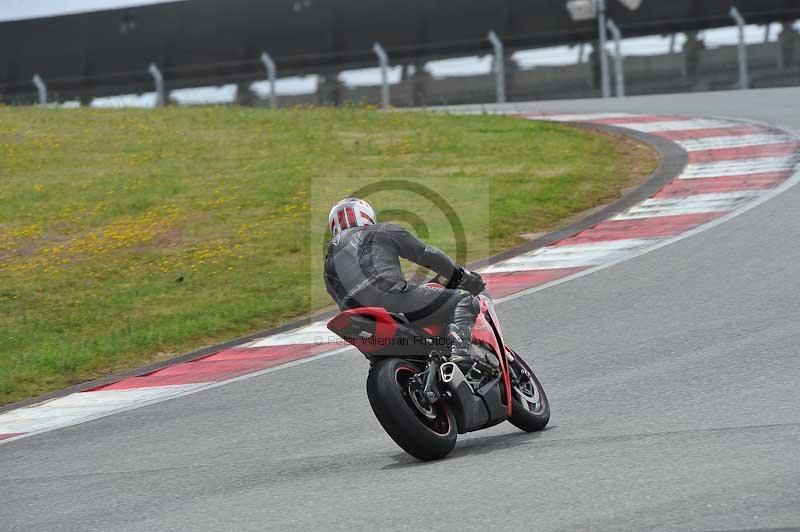 march 2010;motorbikes;no limits;peter wileman photography;portimao;portugal;trackday;trackday digital images