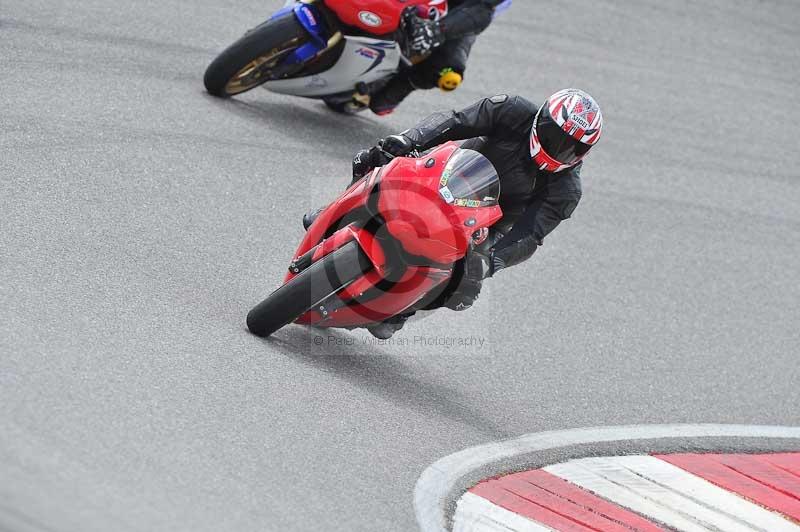 march 2010;motorbikes;no limits;peter wileman photography;portimao;portugal;trackday;trackday digital images