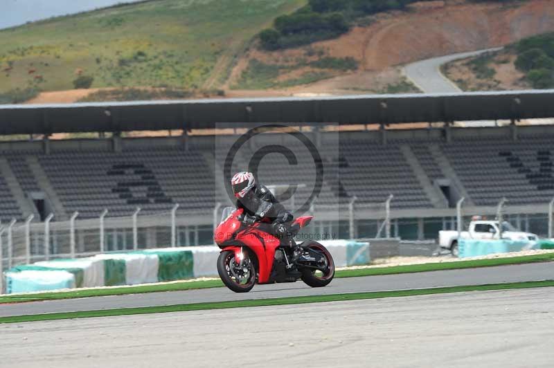 march 2010;motorbikes;no limits;peter wileman photography;portimao;portugal;trackday;trackday digital images