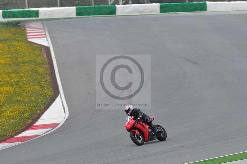 march 2010;motorbikes;no limits;peter wileman photography;portimao;portugal;trackday;trackday digital images